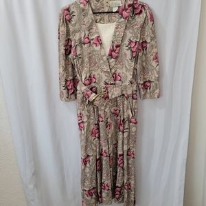 S.L. Petites women's vintage floral dress in EUC.  Size 12